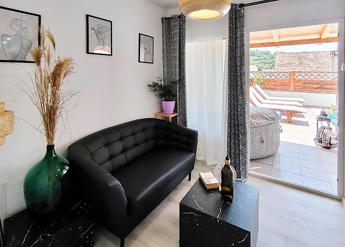 1 Bedroom Stunning In Hvar Appartement